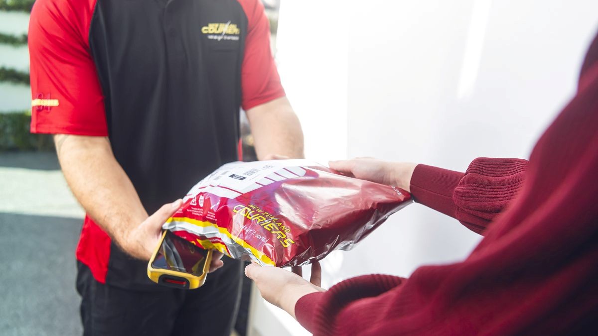 NZ Couriers image
